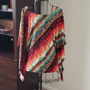 Batwing scoopneck multicolored/pattern vertical